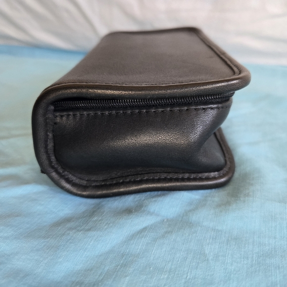 COACH VINTAGE CHUBBY COSMETIC CASE  MAHOGANY LEATHER WITH MIRROR 6925 - Picture 5 of 8